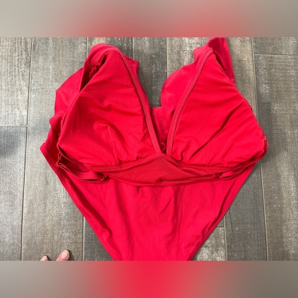 NEW Sea Level Essentials Frill One Piece Swimsuit - Red - Picture 8 of 11